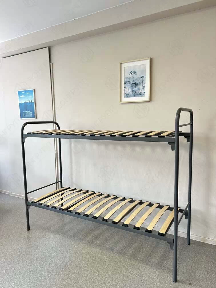 Кровать двухъярусная на деревянных ламелях с дугой 80x190